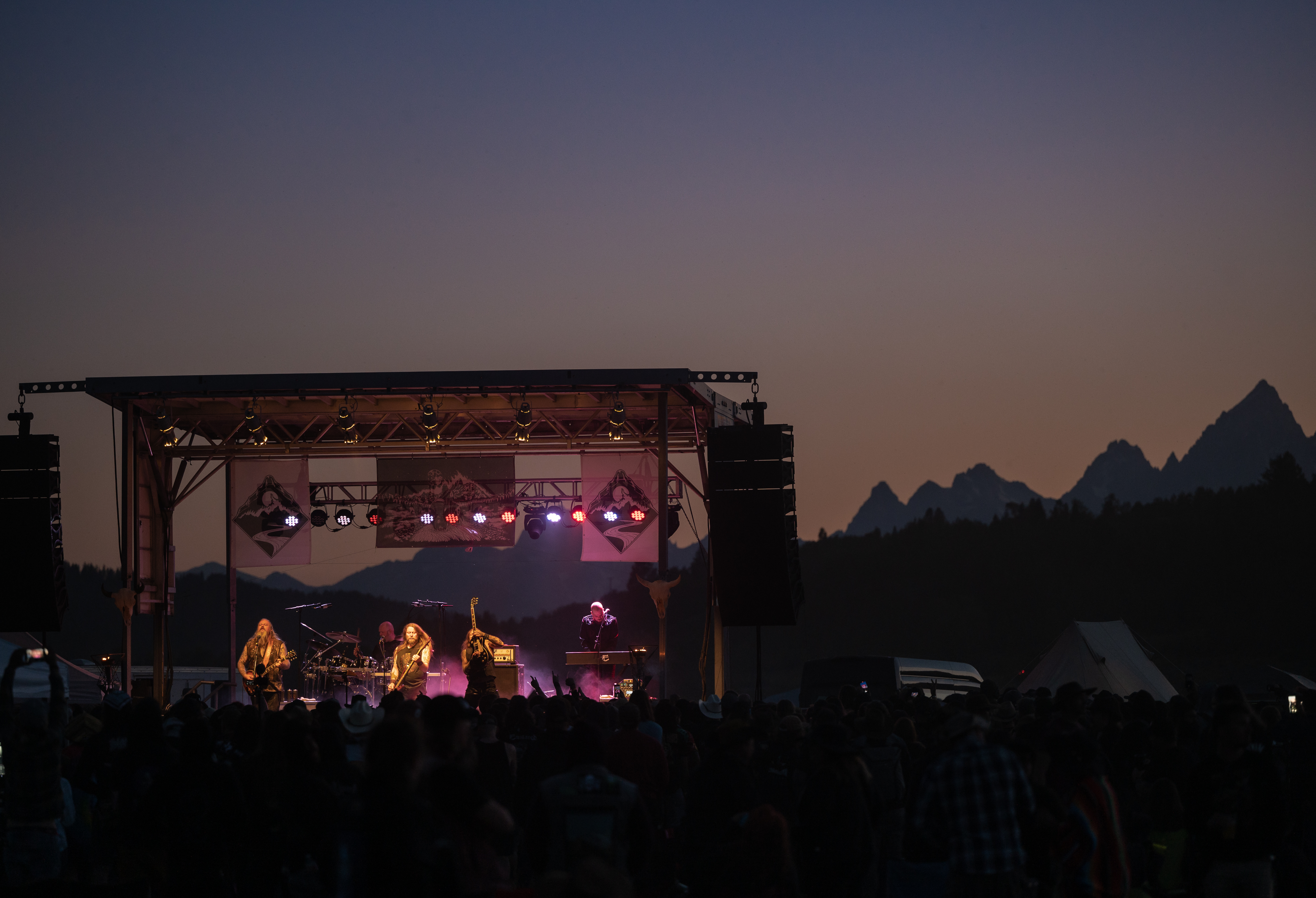 CANTO: Enslaved, Vader, Sepolcral, and More