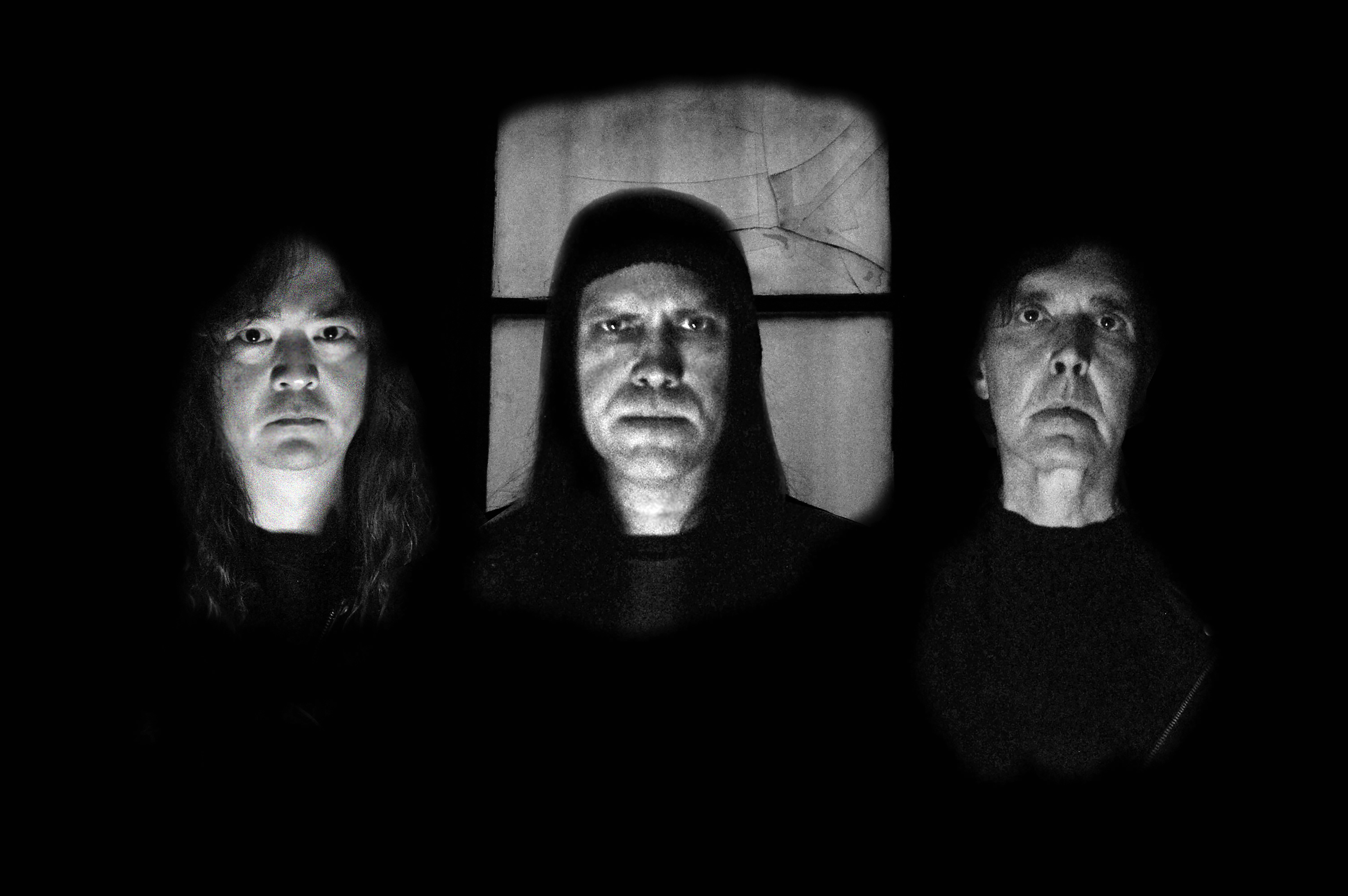 Profile: Progressive doom outfit QAALM