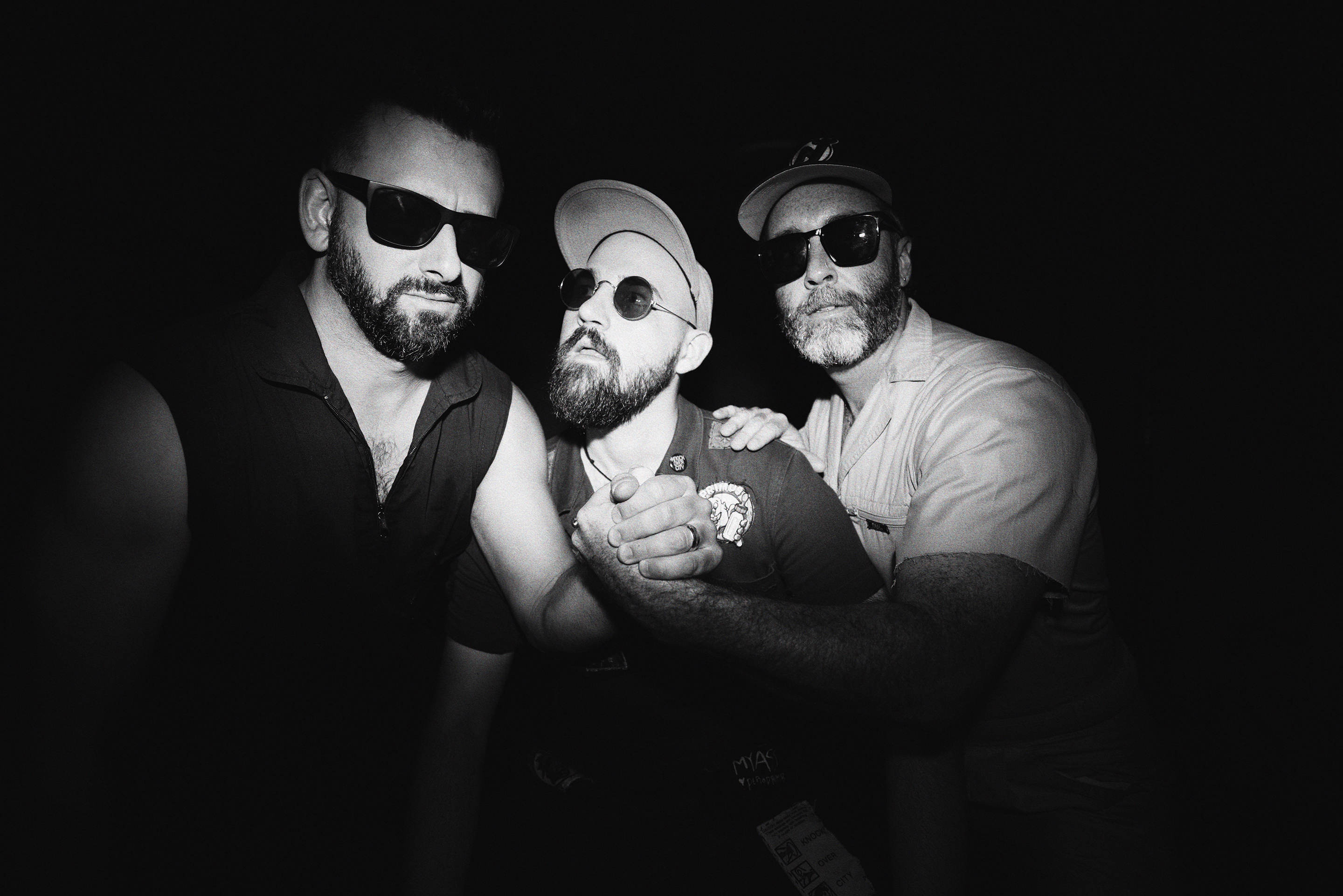Profile: Noise rock trio THE FRĒQS